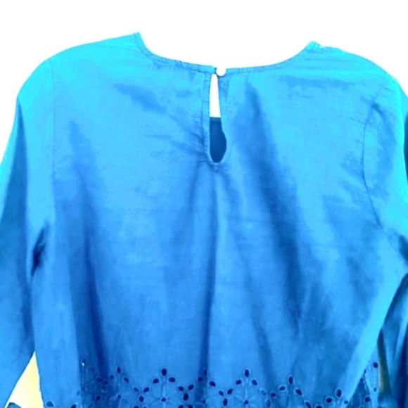 Style Envy Eyelet Embroidered Bell Sleeve Blouse SizeMedium Denim Blue Awesome💙 - Picture 6 of 11